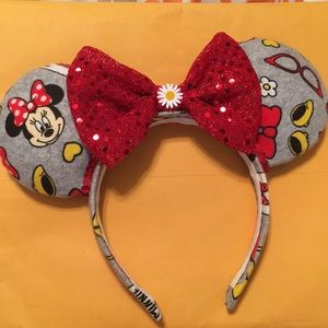 Minnie ears
